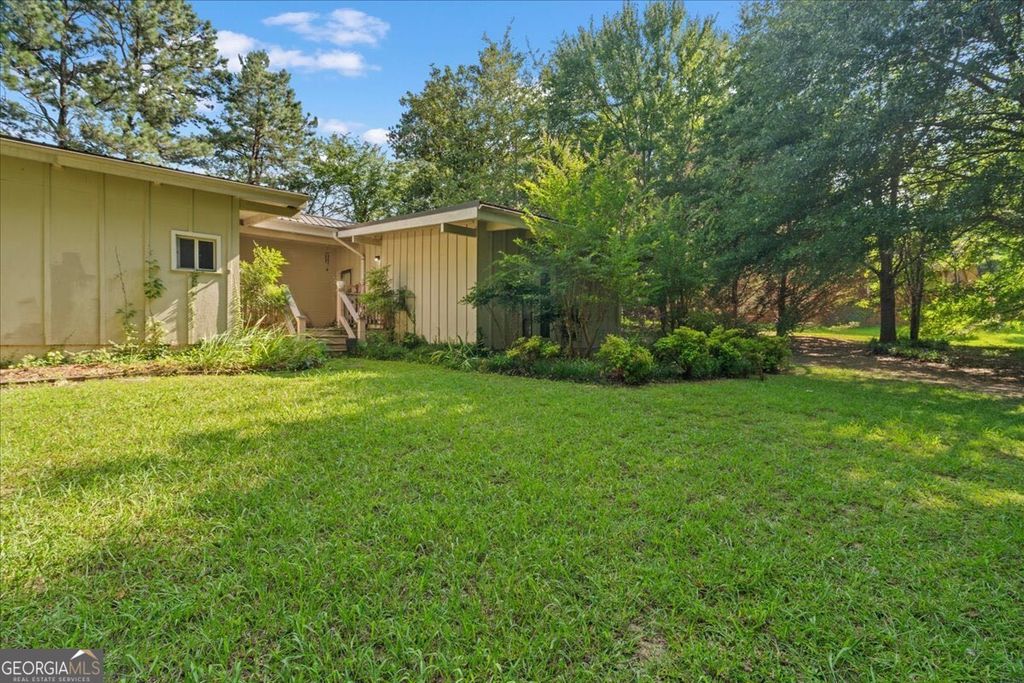 117 Meadow Lane, Calhoun, GA 30701