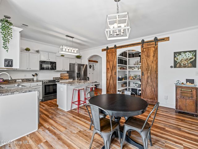 118 Prospect Drive, Richlands, NC 28574