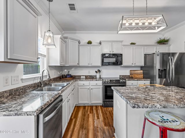 118 Prospect Drive, Richlands, NC 28574