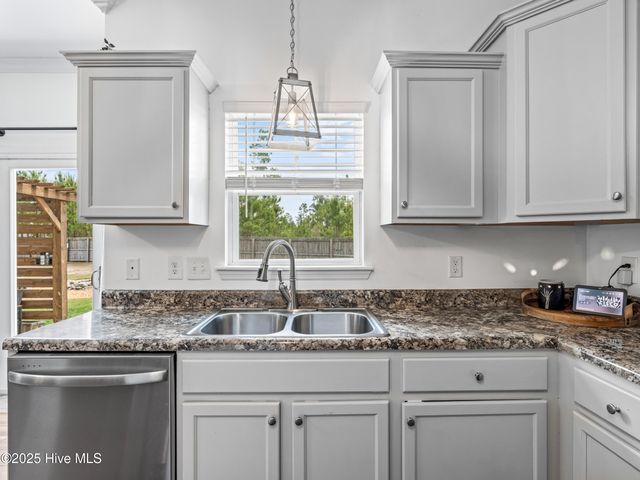 118 Prospect Drive, Richlands, NC 28574