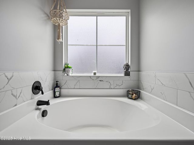 118 Prospect Drive, Richlands, NC 28574