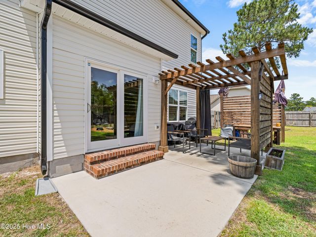 118 Prospect Drive, Richlands, NC 28574