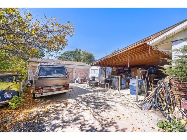 8469 Ames St, Arvada, CO 80003