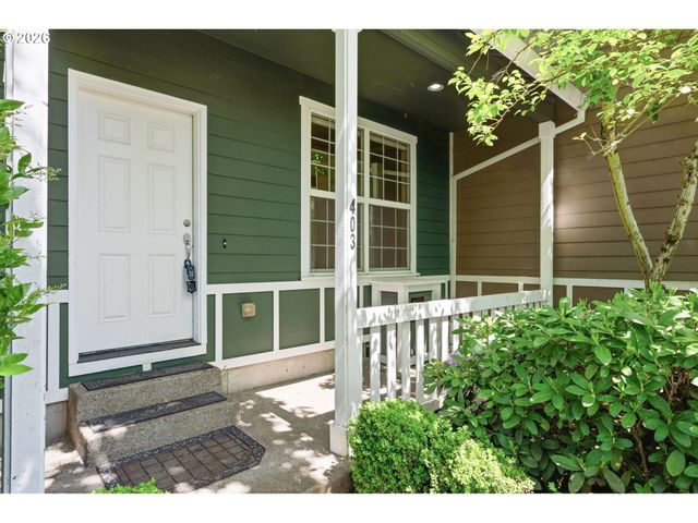 403 Ne SUTTLE Rd, Portland, OR 97211