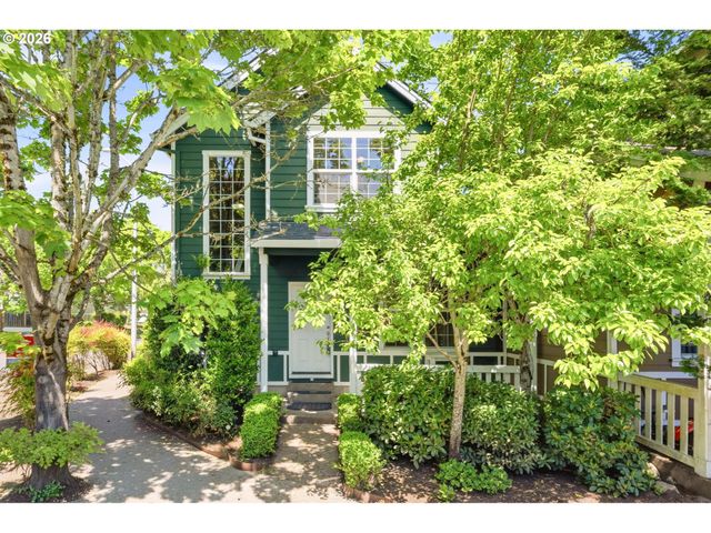 403 Ne SUTTLE Rd, Portland, OR 97211