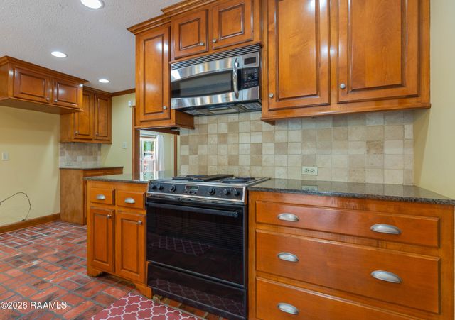 127 Alyene Drive, Lafayette, LA 70506