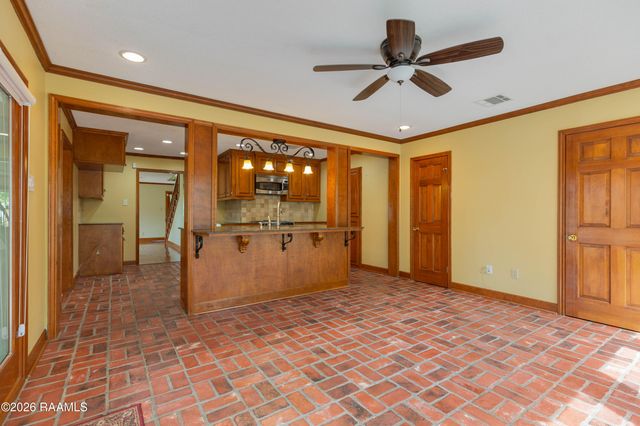 127 Alyene Drive, Lafayette, LA 70506