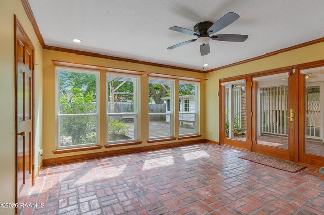 127 Alyene Drive, Lafayette, LA 70506