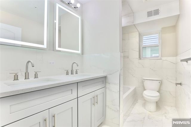 32 Garibaldi Avenue 1, Newark, NJ 07114