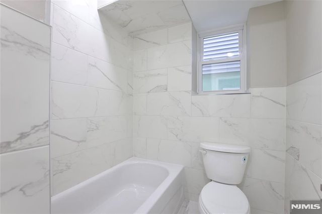 32 Garibaldi Avenue 1, Newark, NJ 07114