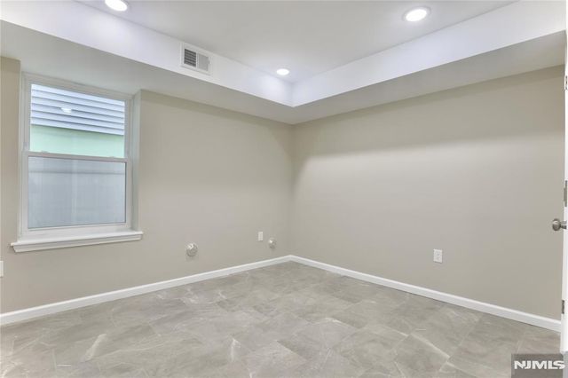 32 Garibaldi Avenue 1, Newark, NJ 07114