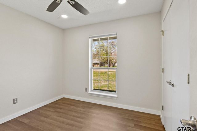 507A Fleming Street, Mt Vernon, TX 75457