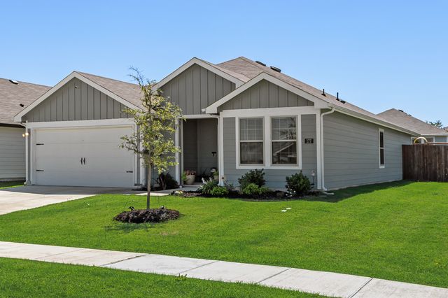 177 Boxwood Drive, Royse City, TX 75189