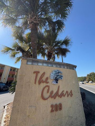 209 W Miracle Strip Parkway APT F104, Mary Esther, FL 32569