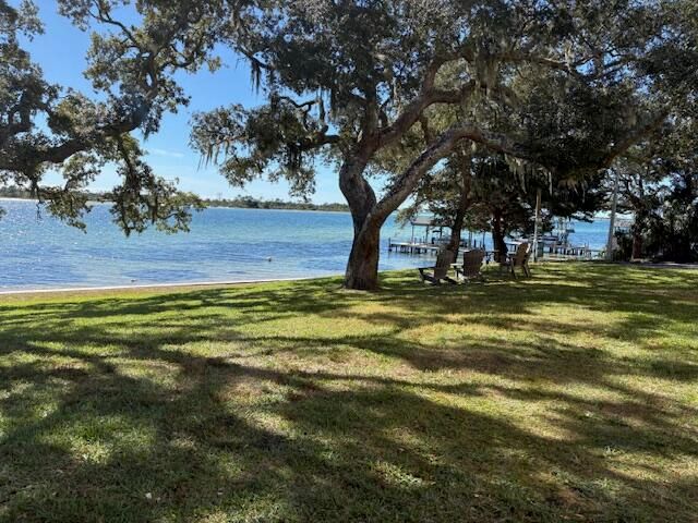 209 W Miracle Strip Parkway APT F104, Mary Esther, FL 32569