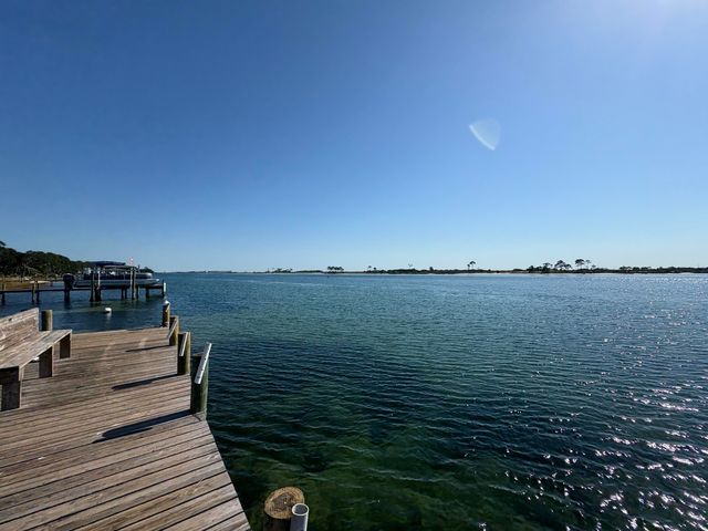 209 W Miracle Strip Parkway APT F104, Mary Esther, FL 32569