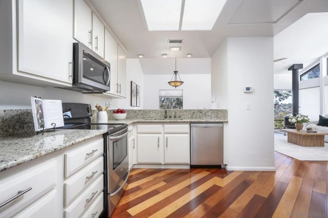 11243 Cascada way, San Diego, CA 92124