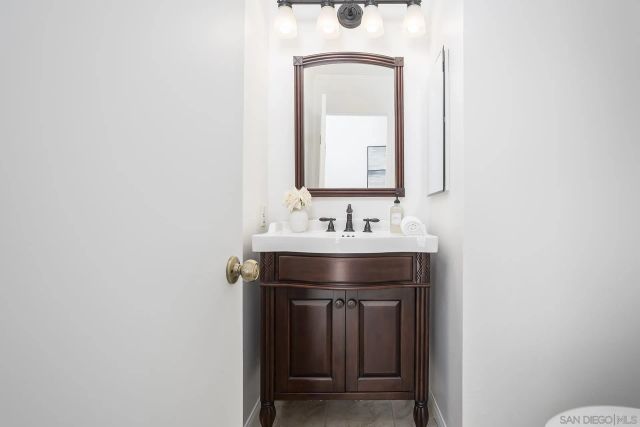 11243 Cascada way, San Diego, CA 92124