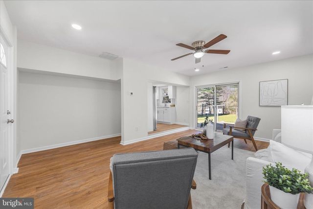 108 FRANKLIN AVE, Sykesville, MD 21784