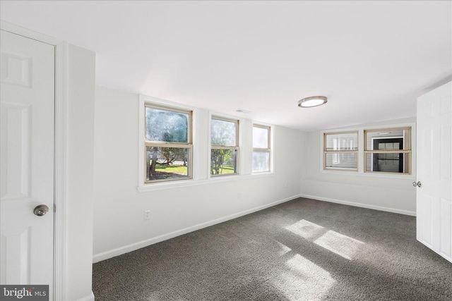 108 FRANKLIN AVE, Sykesville, MD 21784