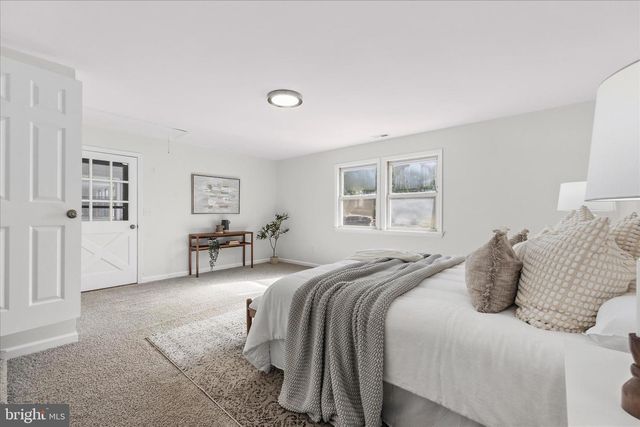 108 FRANKLIN AVE, Sykesville, MD 21784