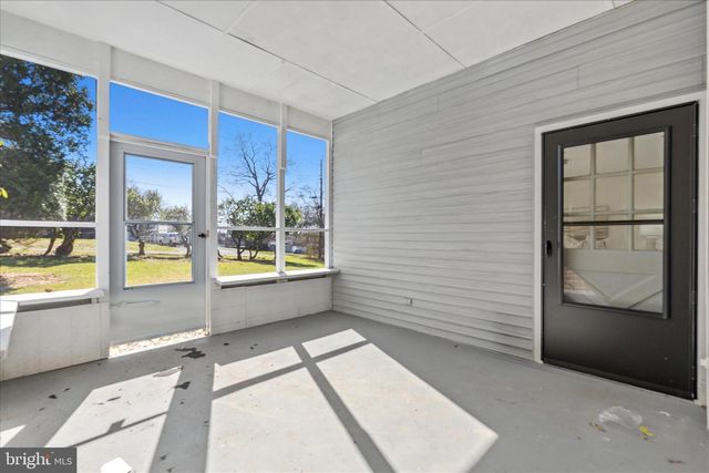 108 FRANKLIN AVE, Sykesville, MD 21784