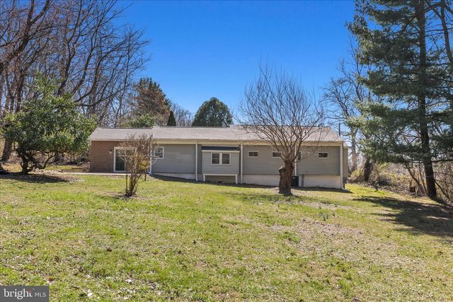 108 FRANKLIN AVE, Sykesville, MD 21784