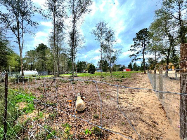 416 County Road 3773, Cleveland, TX 77327