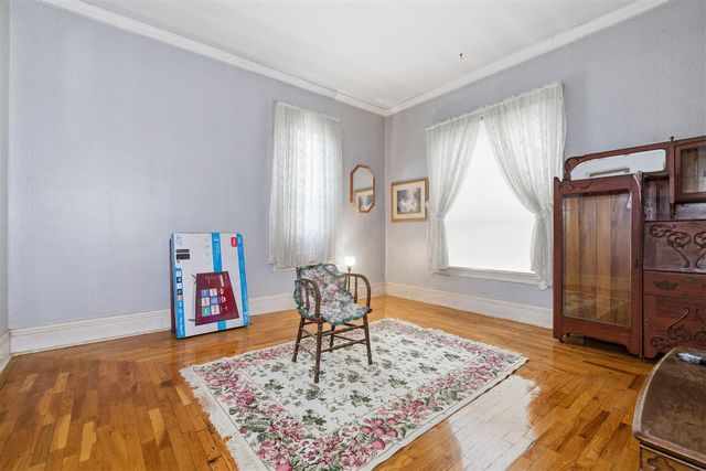 345 N Mulberry Street, Marshall, MI 49068