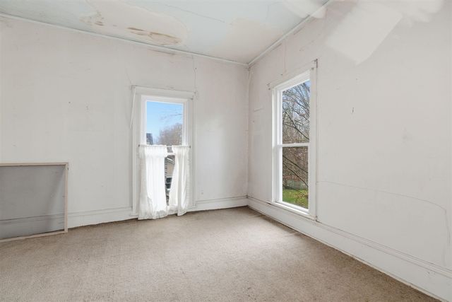 345 N Mulberry Street, Marshall, MI 49068