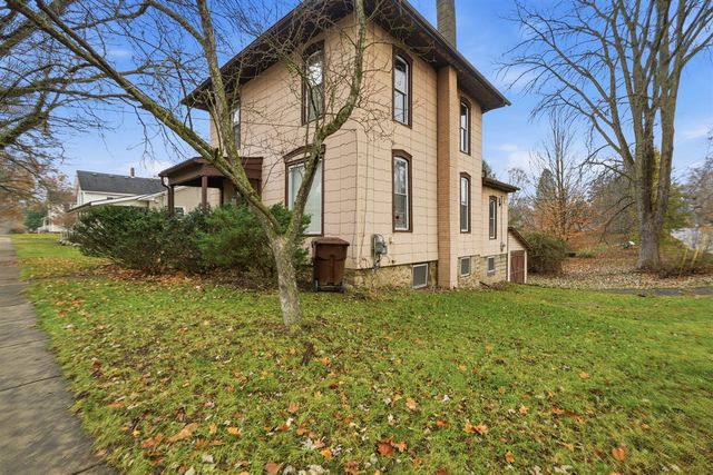 345 N Mulberry Street, Marshall, MI 49068