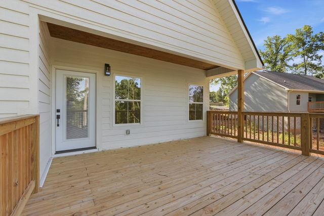 647 Forest Circle, Sparta, TN 38583