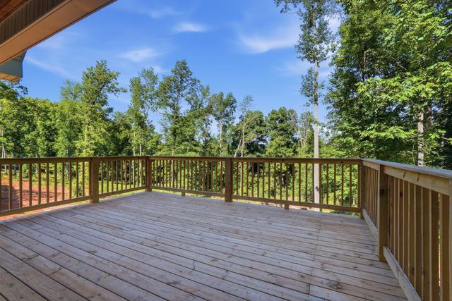 647 Forest Circle, Sparta, TN 38583