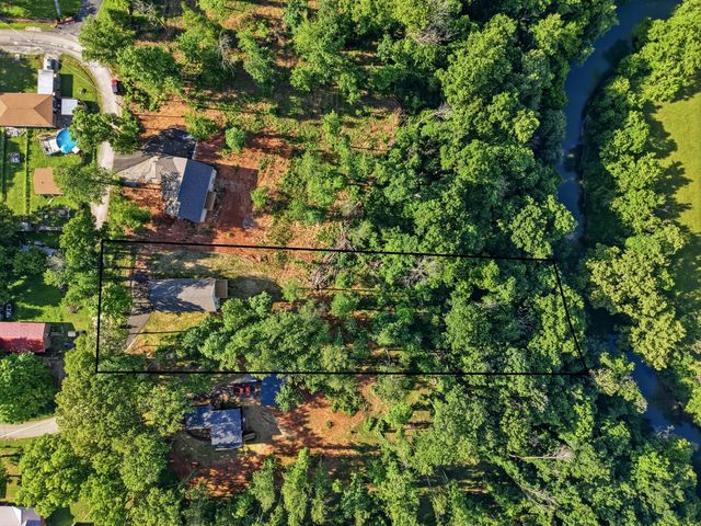 647 Forest Circle, Sparta, TN 38583
