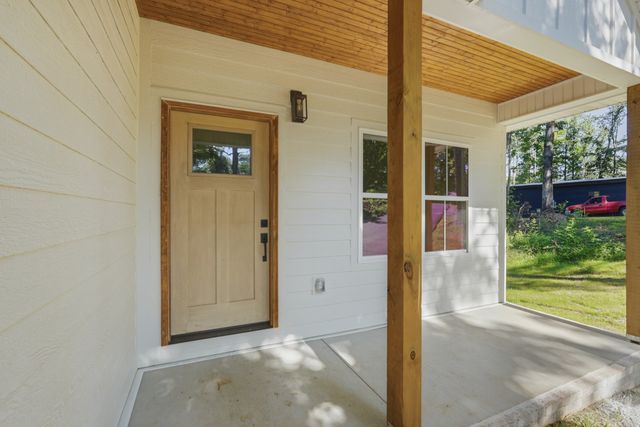 647 Forest Circle, Sparta, TN 38583