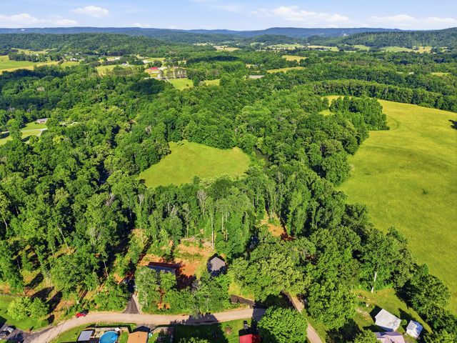 647 Forest Circle, Sparta, TN 38583