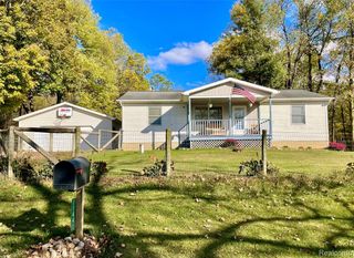 11441 Crampton Road, Hillsdale, MI 49242
