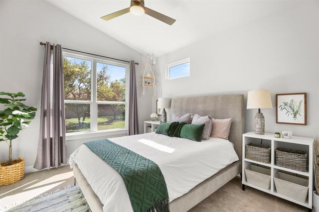 307 Bedford DR, Spicewood, TX 78669