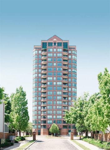 3320 Spinnaker Lane 13B, Detroit, MI 48207