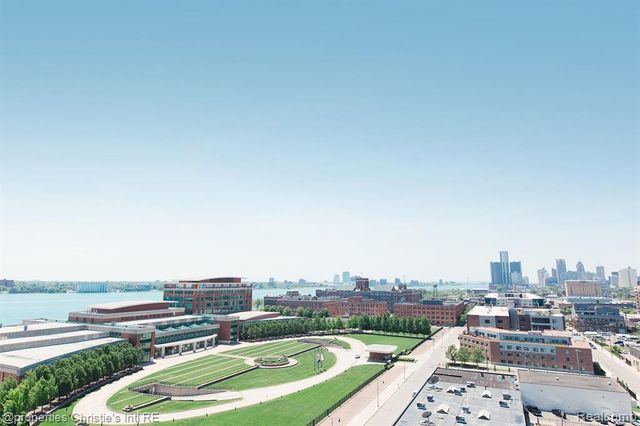 3320 Spinnaker Lane 13B, Detroit, MI 48207