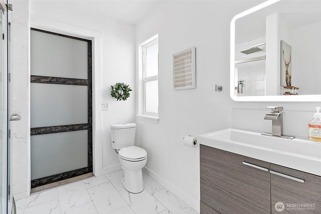 20631 12th Avenue S, Seatac, WA 98198