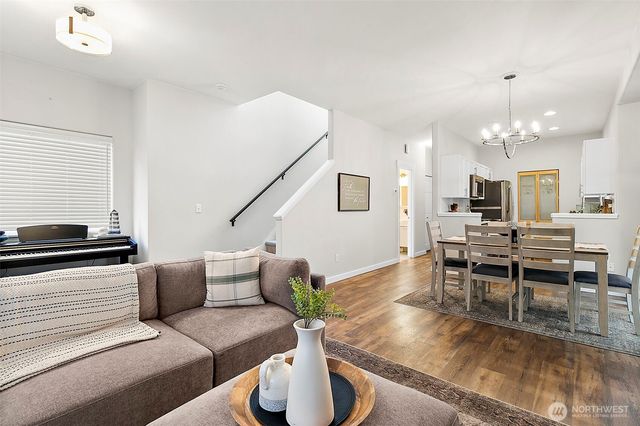 20631 12th Avenue S, Seatac, WA 98198