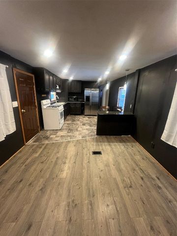 125 CARROUSEL Court, Girard, PA 16417