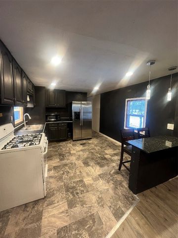 125 CARROUSEL Court, Girard, PA 16417