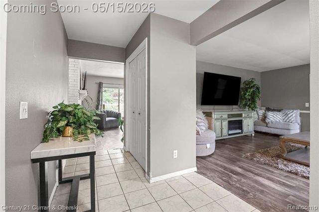 3810 Winding Way, Kalamazoo, MI 49004