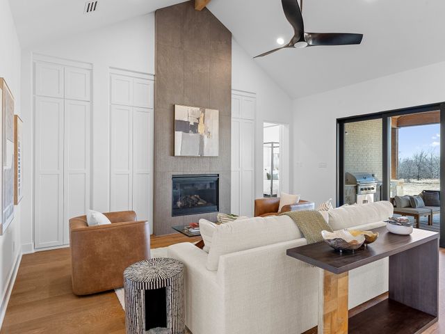 1301 Hunt Road, Gunter, TX 75058