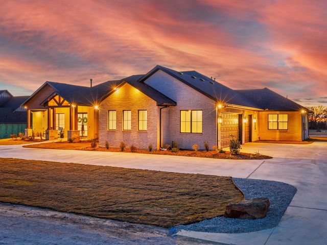 1301 Hunt Road, Gunter, TX 75058