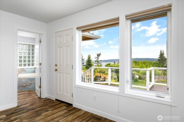 366 Samanthia Lane, Camano Island, WA 98282