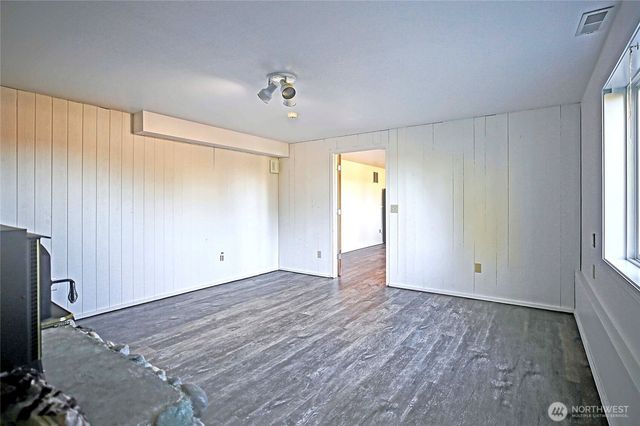 366 Samanthia Lane, Camano Island, WA 98282