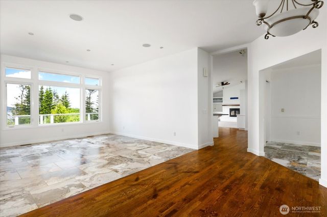 366 Samanthia Lane, Camano Island, WA 98282